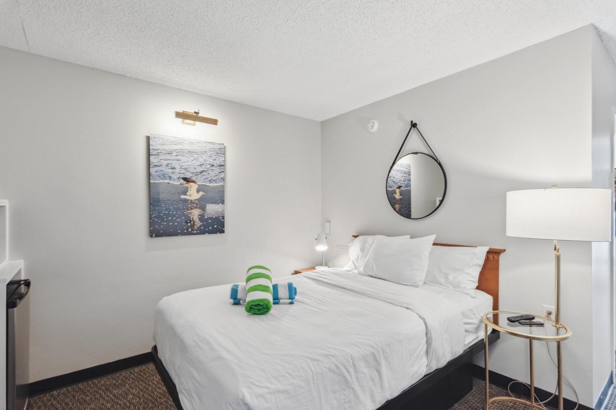 Cape Suites Room 3 - Free Parking! Hotel Room Rehoboth Beach Exterior photo